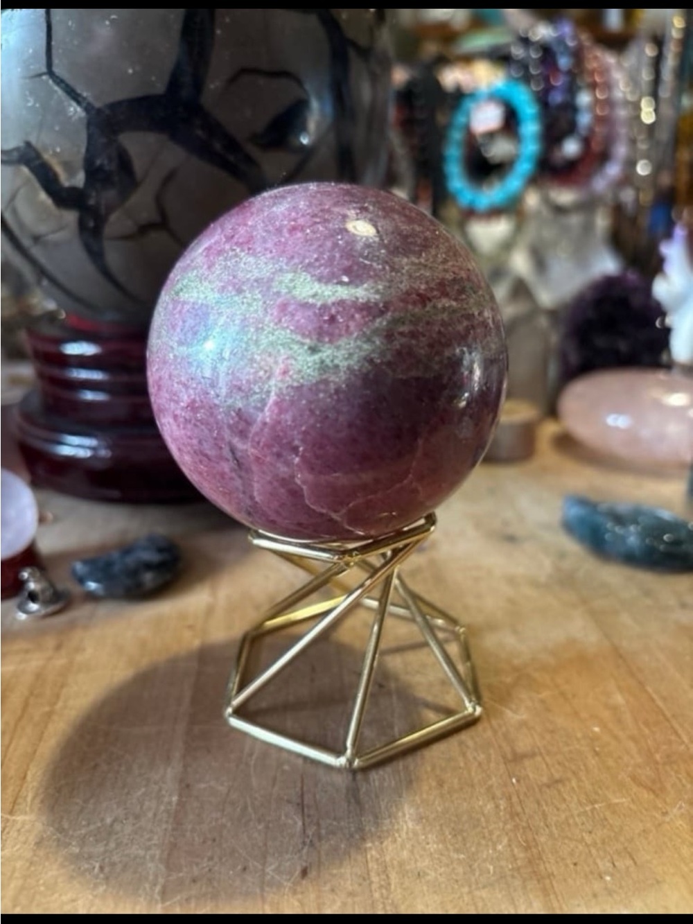 Pink Rhodonite Sphere HQ - Picture 8 of 9